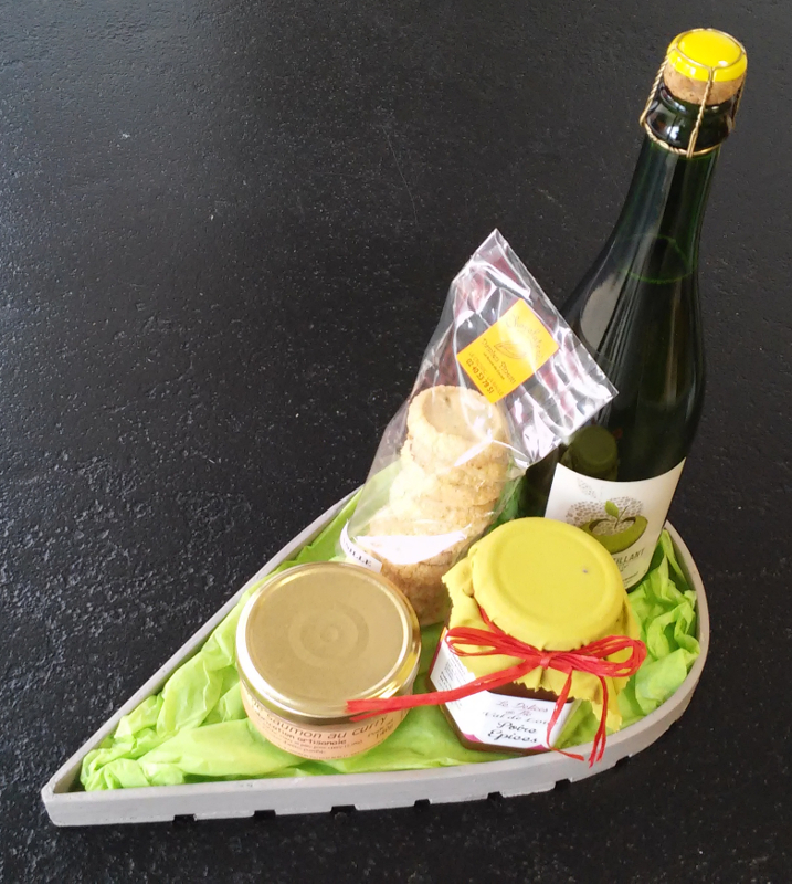 Envie de Saveurs - corbeille cadeau - panier vert